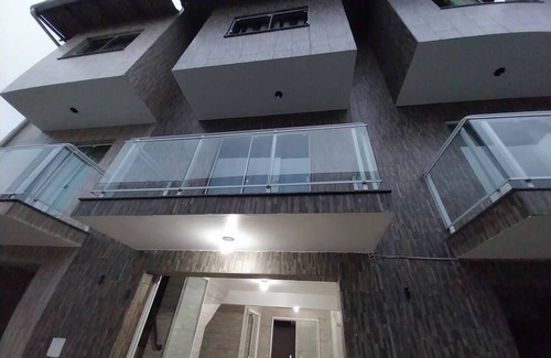 Cidade Nova Apartment | 06 triplex with 2 bathrooms