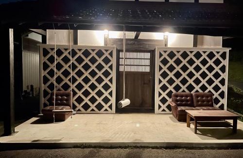 Wakaba Ski Chalet | 1日1組限定 和洋折衷 EDOYA