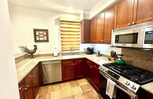 La Quinta Condo | #1 1BR Desert Paradise at Legacy Villas #259942