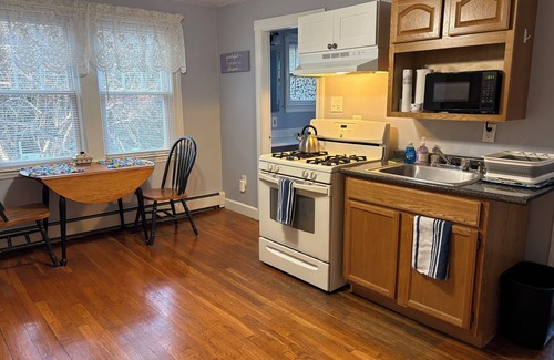 Millbury Apartment | 1 bdrm, Central Worcester/Boston, Qeen Anne at the Ellen Elizabeth Estates
