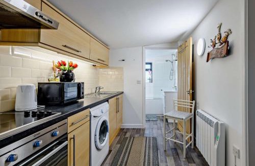 Sturminster Newton House | 1 Bed in Sturminster Newton TOLDC