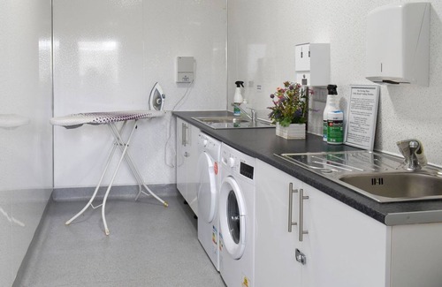 Overton-on-dee Cottage | 1 bedroom accommodation in Wrexham, near Llangollen