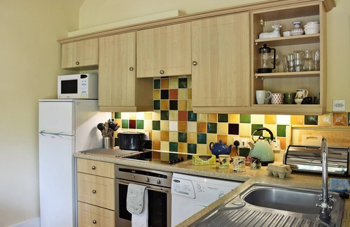 West Compton Cottage | 1 bedroom accommodation in Lower Wraxall, near Dorchester