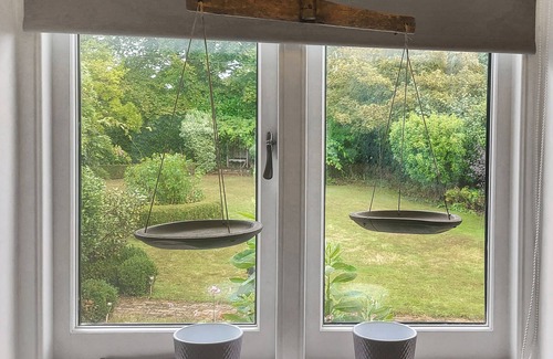 Pulborough Cottage | 1 bedroom accommodation in Fittleworth, near Chichester