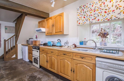 Kirriemuir Cottage | 1 bedroom accommodation in Glenprosen, by Kirriemuir