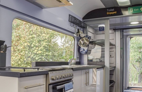 Ely Cottage | 1 bedroom accommodation in Coveney