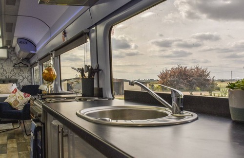 Ely Cottage | 1 bedroom accommodation in Coveney