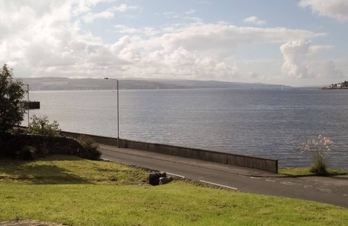 Strone Cottage | 1 bedroom accommodation in Strone, near Dunoon