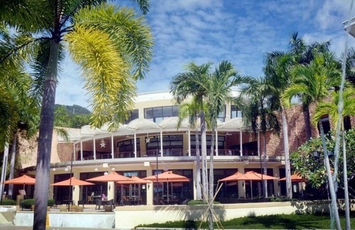 Nasugbu Condo | 1 Bedroom Air-conditioned at Pico De Loro