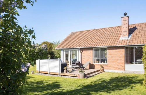 Skastrup Strand House | 1 bedroom gorgeous home in Bogense