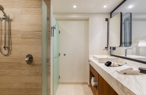 El Medano Ejidal Hotel | 1-bedroom Infinity Suite Ocean View w/hot tub in Cabo San Lucas close to Marina