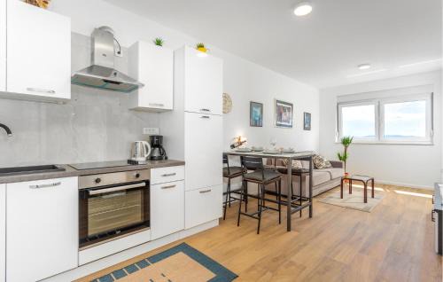 Rubesi Apartment | 1 Bedroom Lovely Apartment In Rijeka