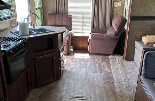 Centerville House | 1-bedroom RV in lovely Leona with a lake to fish and swim! Exotic animals!
