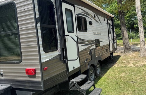 Centerville House | 1-bedroom RV in lovely Leona with a lake to fish and swim! Exotic animals!