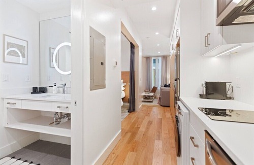 Cannonborough Elliotborough Apartment | 1 Bedroom Suite, Complimentary High-speed WiFi!