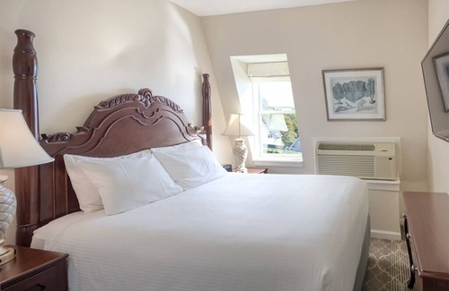 Jamestown Resort | 1 Bedroom Suite in Victorian Style, Jamestown, RI