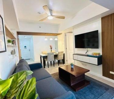 San Fernando Apartment | 1 Bedroom - The Bali Getaway @ Azure North