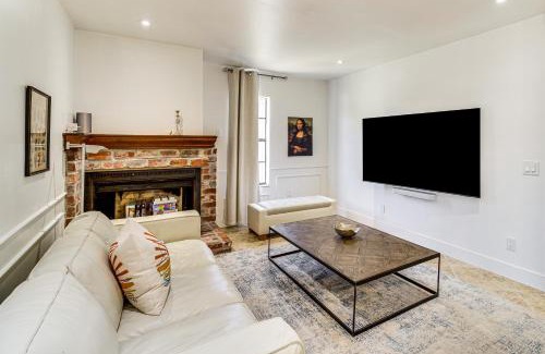 Indialantic House | 1 Block to Beach and Eats Modern Indialantic Apt