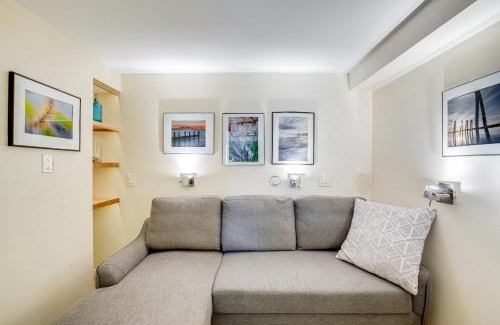 Lynn Apartment | 1 Block to Beach Pet-Friendly Apt with Yard in Lynn