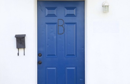 Northeast Virginia Beach House | 1 BR Beach Bungalow - 5 Minute Stroll to the Beach (510B)