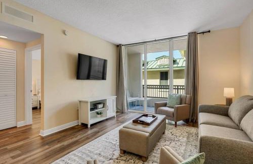 Boynton Beach House | 1 BR King- Rooftop Pool close to beach Casa Costa