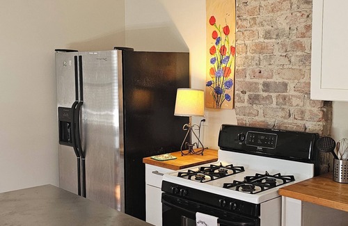 Bywater Apartment | #1 Gem in Historic District of New Orleans, a super cozy stay