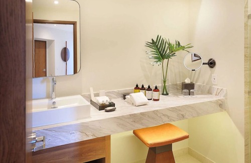 El Medano Ejidal Hotel | 1 king bed with jacuzzi ocean front at CORAZON CABO, RESORT & SPA