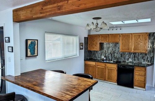 West University House | 1 mi. to Midtown/Downtown, Restaurants & Parks.