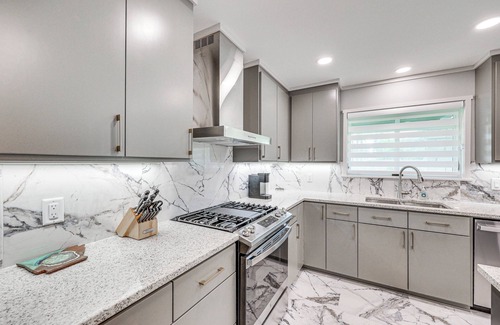 Magnolia House | < 1 Mi to SAU: Newly Renovated Home w/Yard!