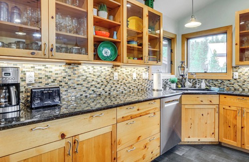 Breckenridge Heights House | 1 Mi to Ski: Breckenridge Home w/View & Hot Tub