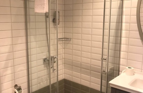 Gumussuyu Mahallesi House | 1 minutes to İstiklal Street Taksim - comfort double room