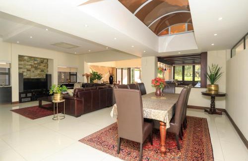 Hartbeespoort House | 1 on Cormorant - Pecanwood Hartbeespoort