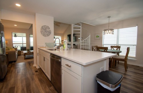 Saint Helena Island House | 1 Periwinkle Ct - New to VRBO! Resort Access Included!