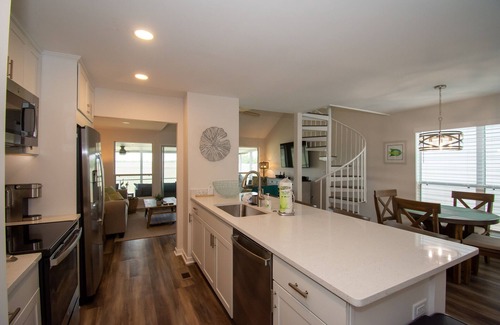 Saint Helena Island House | 1 Periwinkle Ct - New to VRBO! Resort Access Included!
