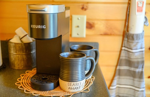 Paxinos Cottage | 1 Queen size bed &Love seat sofa, Creek view