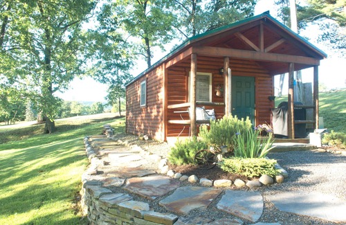 Paxinos Cottage | 1 Queen size bed &Love seat sofa, Creek view