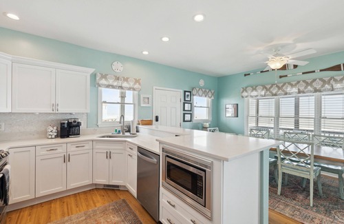 Folly Beach House | 1 Summer Place! Private Volleyball Ct, Spacious Decks, Screen Porch - Pet Friendly - Oceanfront