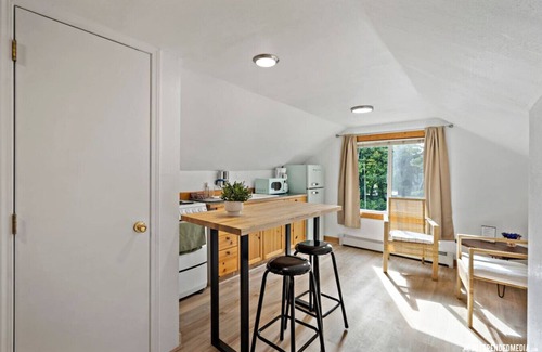Spenard Apartment | 1 Woodland Attic in 1950's cabin