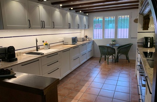 Hoya de los Patos Villa | 10 Bedroom 5* Luxury Villa . Heated Pool & 6 seater jacuzzi. 30 Guests max