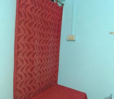 Naini House | 10 min away from Sangam