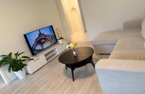 Lantinen District Apartment | 10 mins to Helsinki center, Nordic apartment