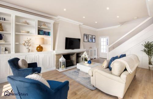 Belgravia Apartment | 10 Mins Walk to Harrods Belgravia Mews House