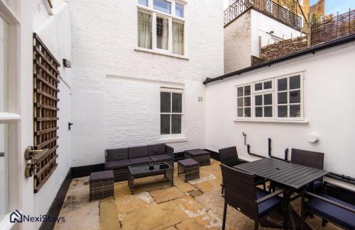 Belgravia Apartment | 10 Mins Walk to Harrods Belgravia Mews House