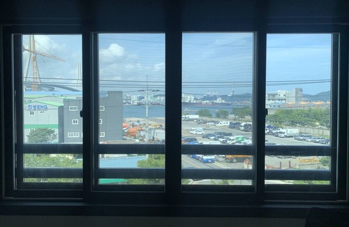 Yeongdo House | 10 People Bridge Oceanview Private Party House