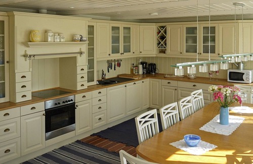 Arendal House | 10 person holiday home in Kongshavn