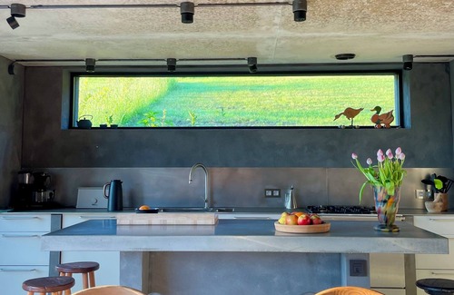 Florennes House | 10 ponds, Nature & Architecture, 6-8p