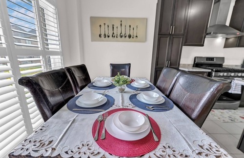 Woodstock House | 100% Privacy ~Bright 4BR ~Office Space ~Peaceful