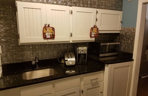 Clearwater Beach Cottage | 100 Steps to the Beach, Family and Pet friendly Real Beach Cottage