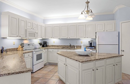 Orange Beach Condo | 1004A Romar House Condo – Your Beachside Retreat!