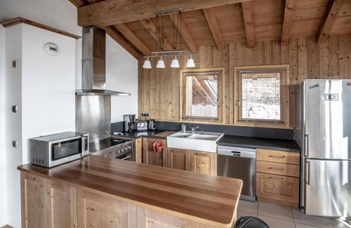 Reberty Apartment | 100m from ski slopes, 1st floor, fitness, sauna, terrace, balcony, fireplace or stove, tv